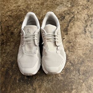On Cloud Cloud 6 Women’s  Athletic Shoes